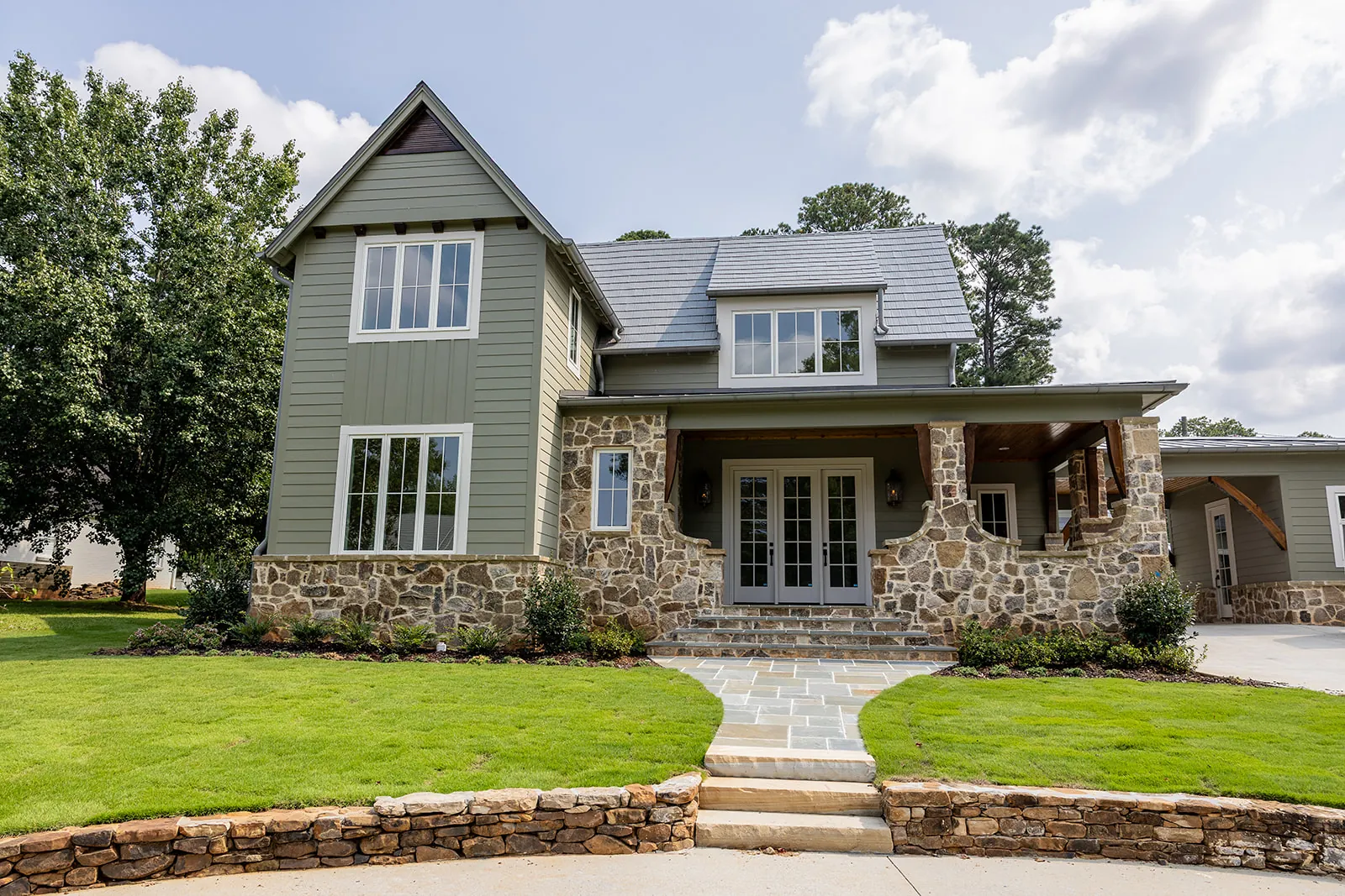 An Acorn Building home